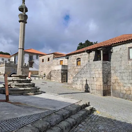 Casa Da Figueira Monumentos Historicos Hébergement de vacances *